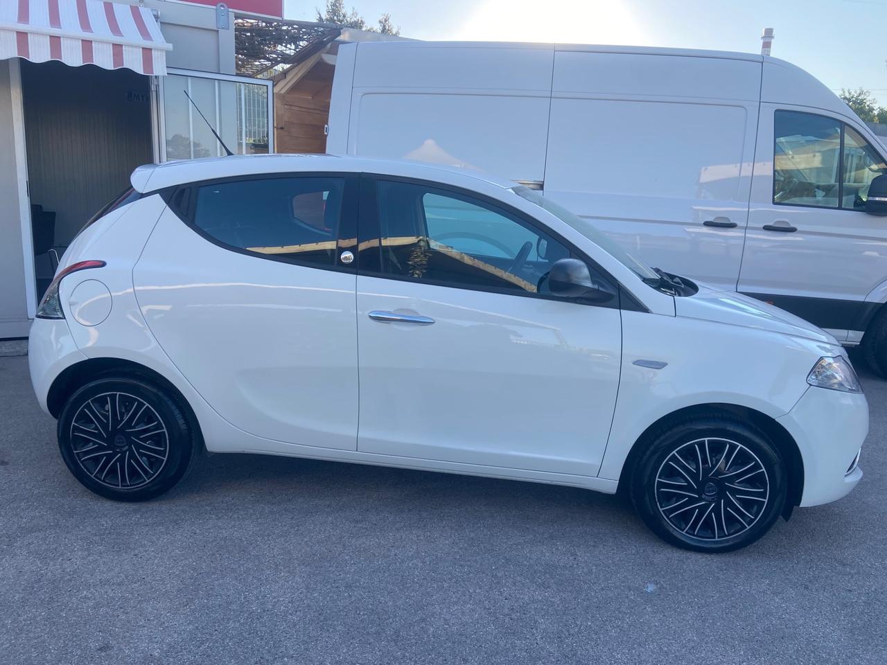 Lancia Ypsilon 1.2 69 CV GPL Perfetta garanzia 12M