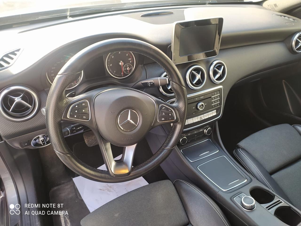Mercedes-benz A 180 Automatic Premium AMG Manutenzione certificata