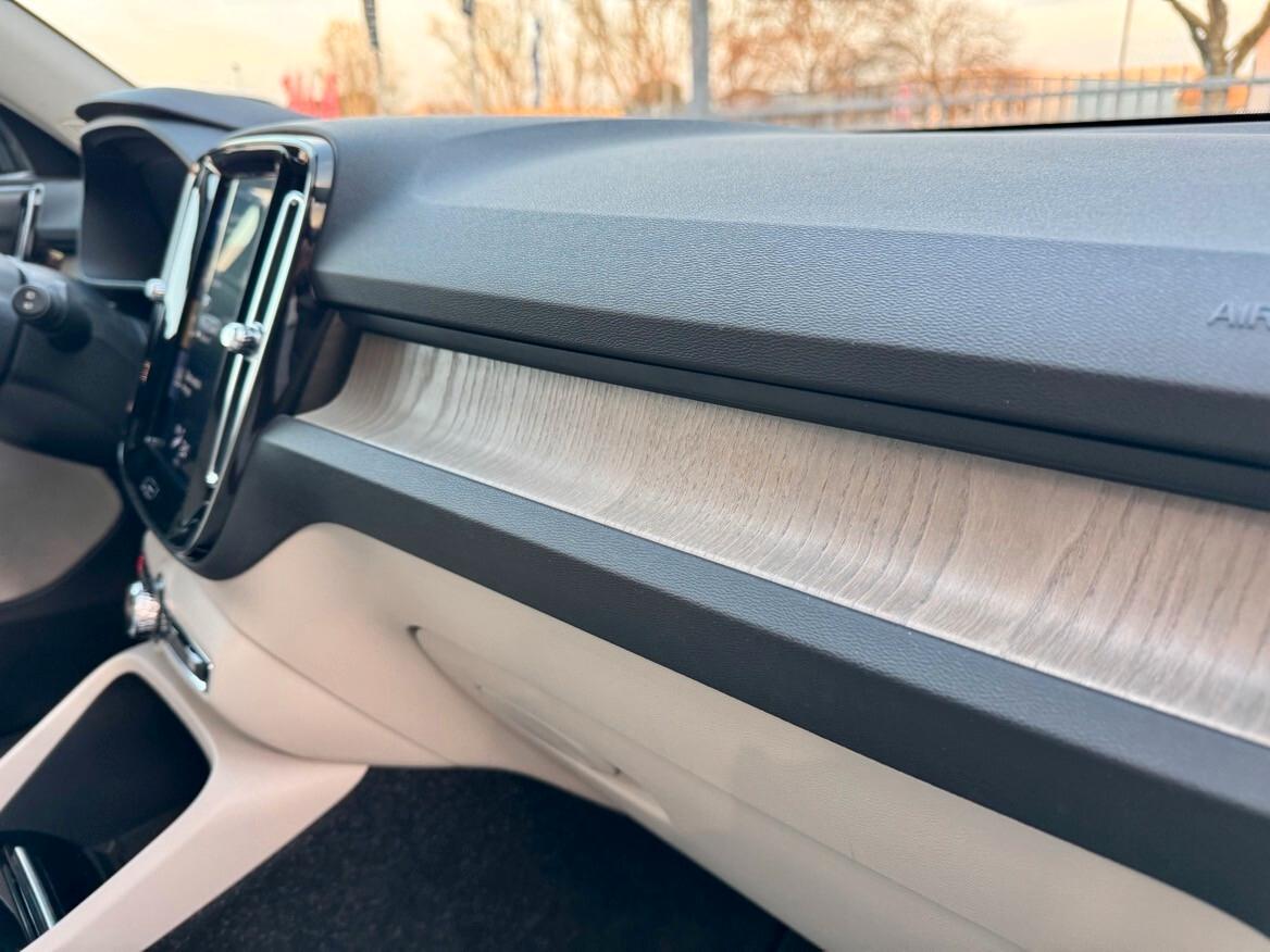 Volvo XC40 D3 Geartronic Inscription PELLE