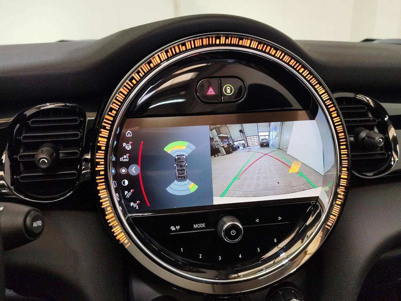 MINI Cabrio Cooper Essential