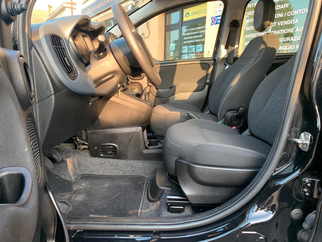 Fiat Panda 1.0 FireFly S&S Hybrid Uniprop. Neopat.