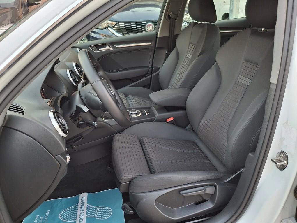 Audi A3 SportBack 1.6 TDI Sport -2016