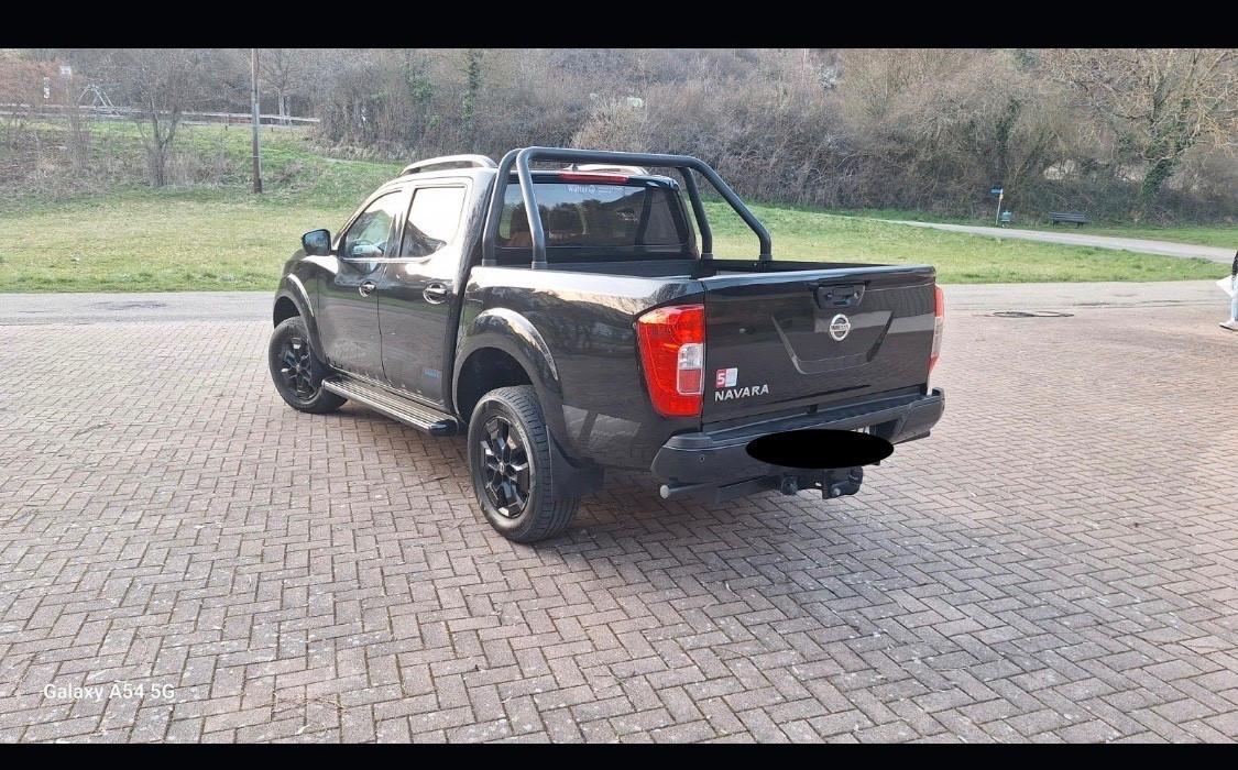 Nissan Navara 2.3 dCi 190 CV 7AT 4WD Double Cab N-Guard