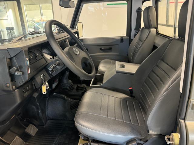 LAND ROVER Defender 110 2.5 Td5 cat HighCap Pick-up