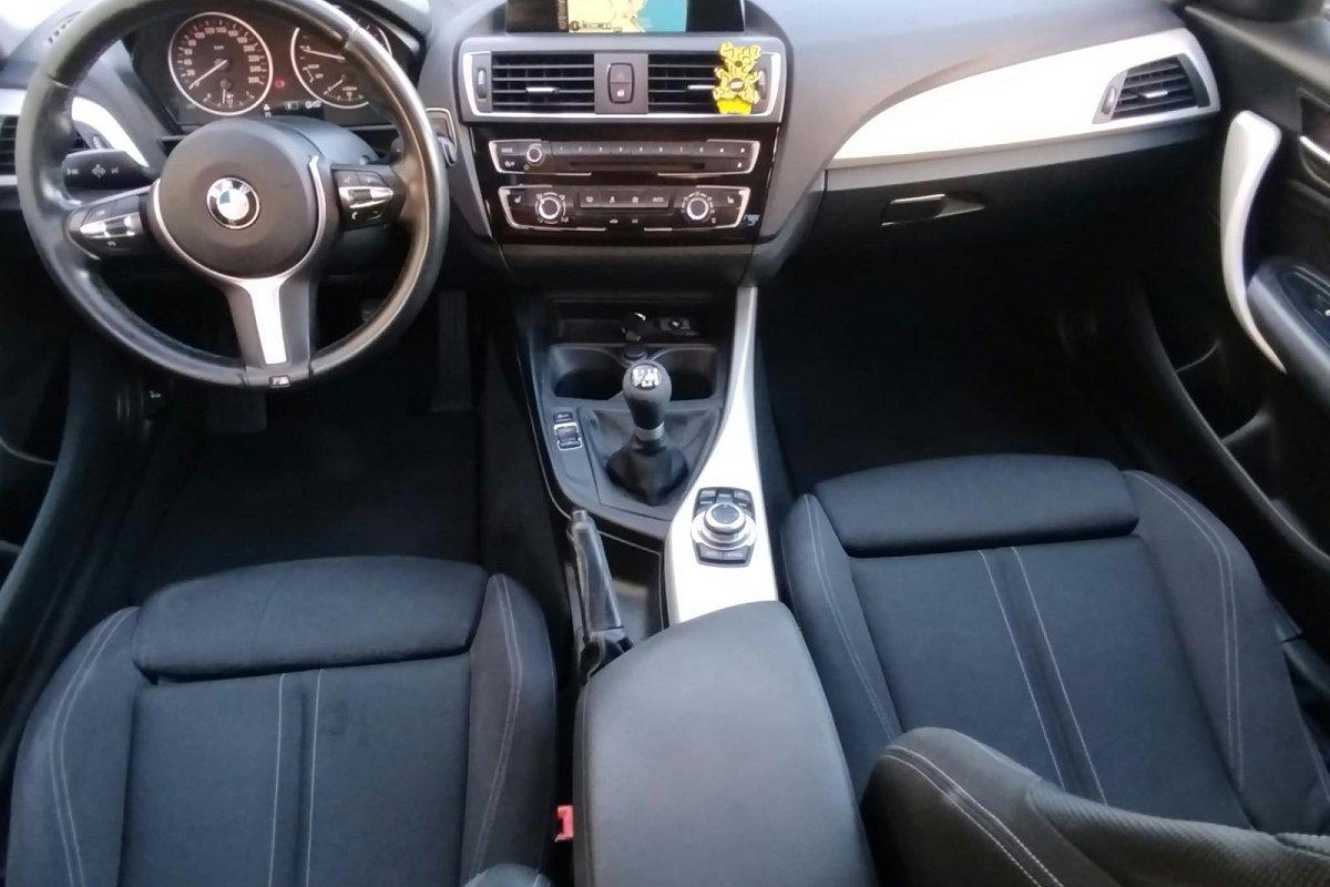 BMW 118i 5p. Advantage