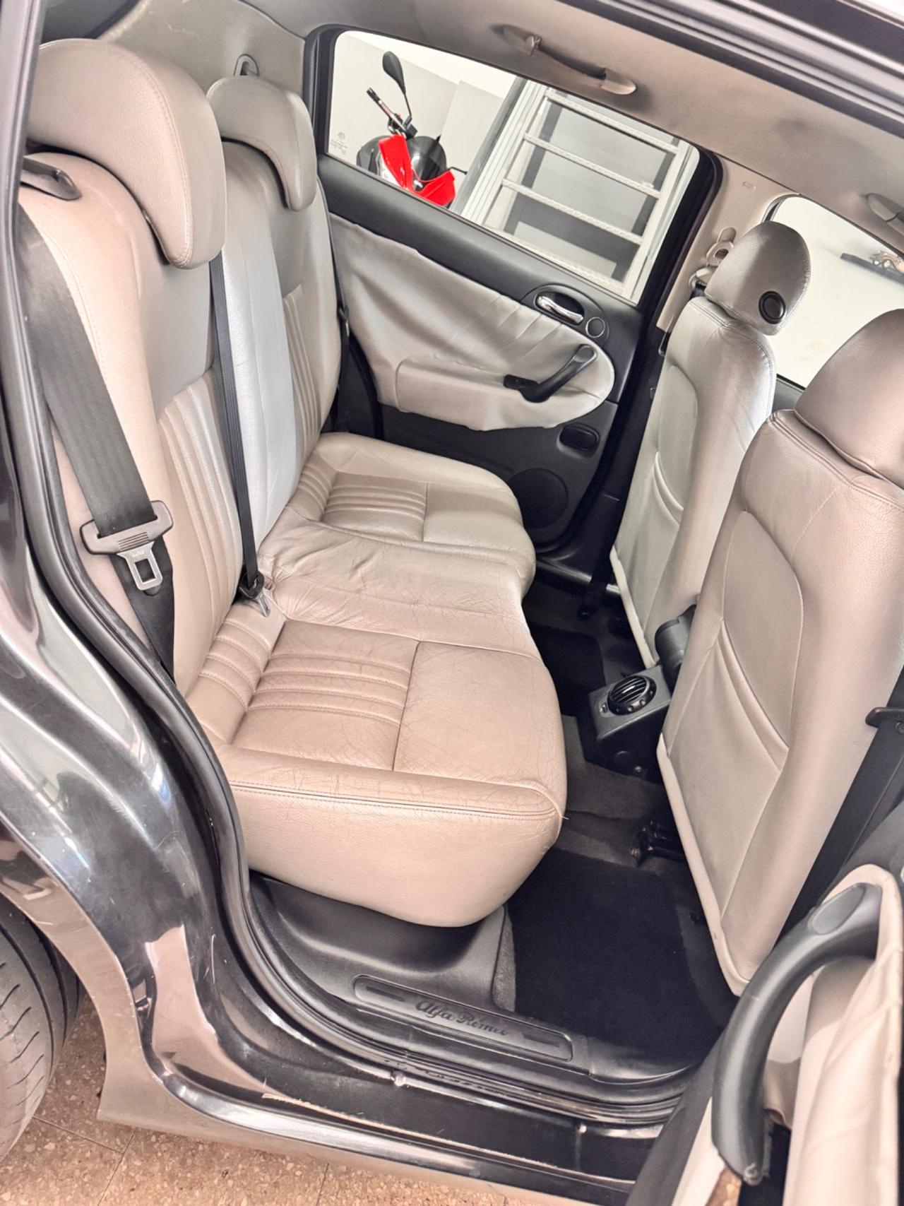Alfa Romeo 147 1.9 JTD 115 Cv 5P. Exclusive - 2005
