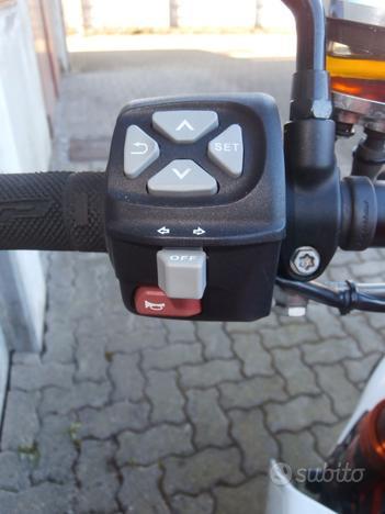 KTM 1290 Super Duke R ABS del 2014 compreso trapasso-tagliando-garanzia