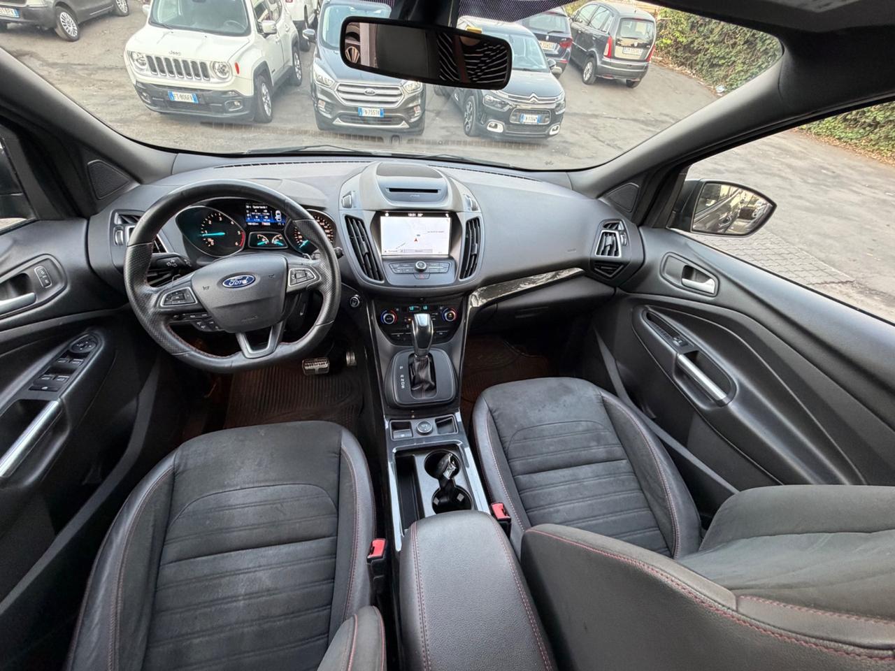 Ford Kuga 2.0 TDCI 150 CV S&S 4WD Powershift ST-Line