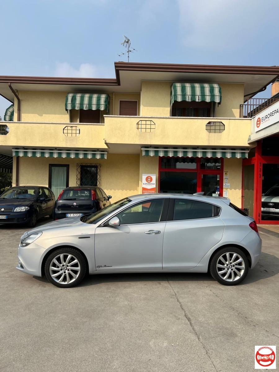 ALFA ROMEO - Giulietta 1.6 jtdm Distinctive E5+