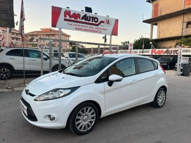 Ford Fiesta 1.4 TDCi 70CV 5 porte Titanium