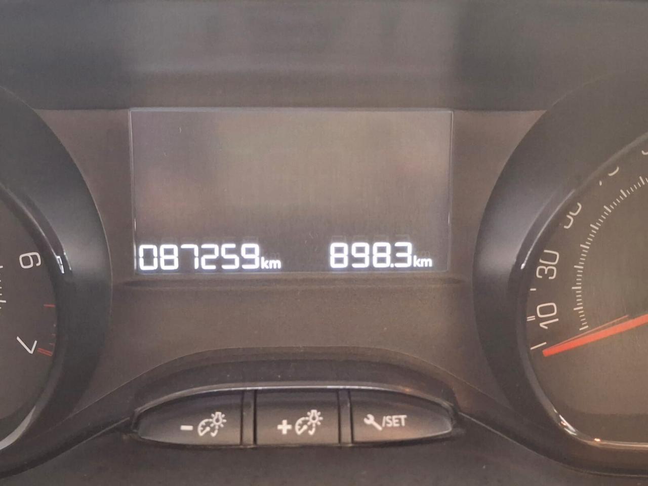 Peugeot 208 1.2 VTi 82 CV 5 porte Allure