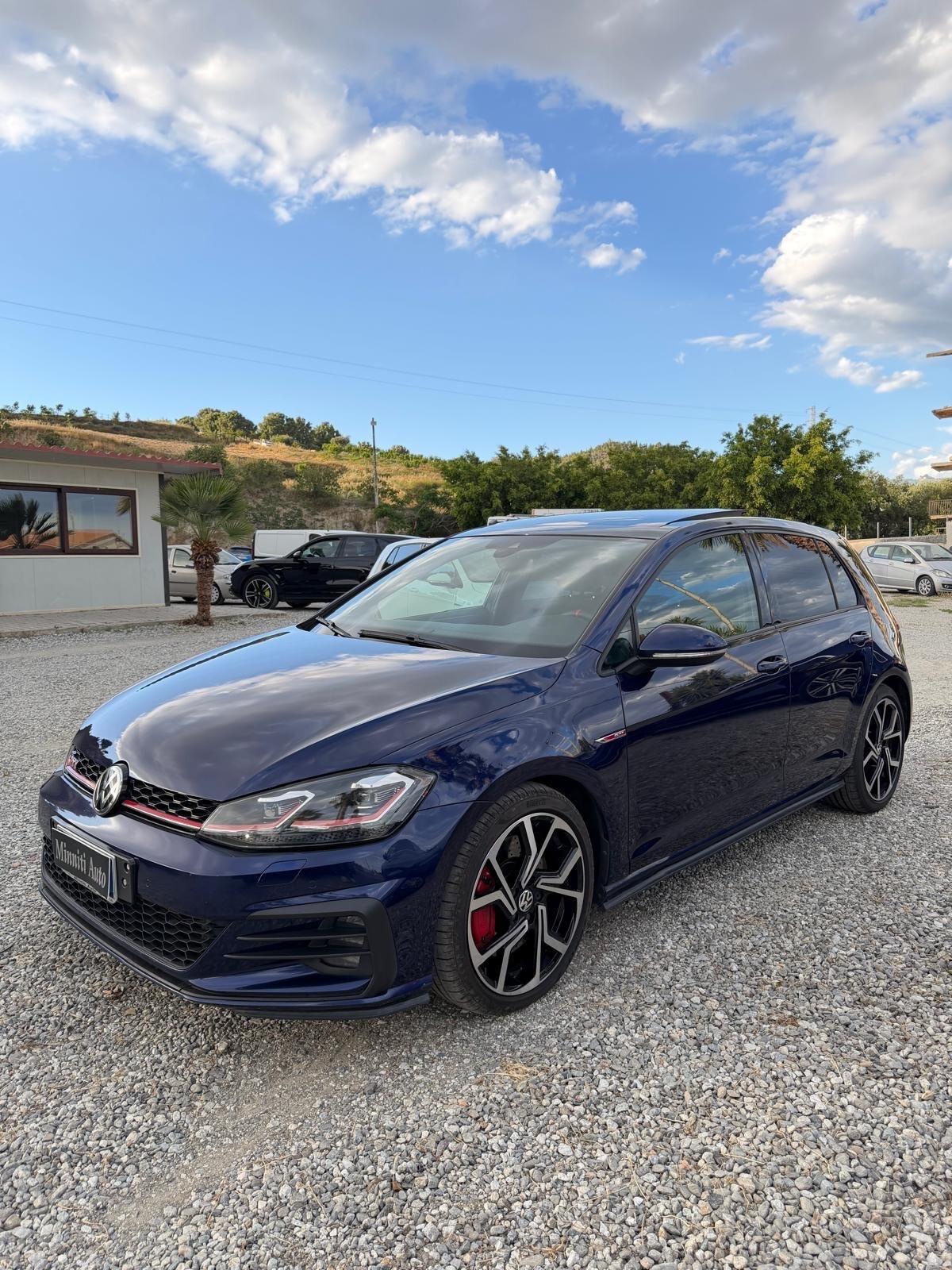 Volkswagen Golf GTI Performance 2.0 245 CV TSI DSG 5p. BMT