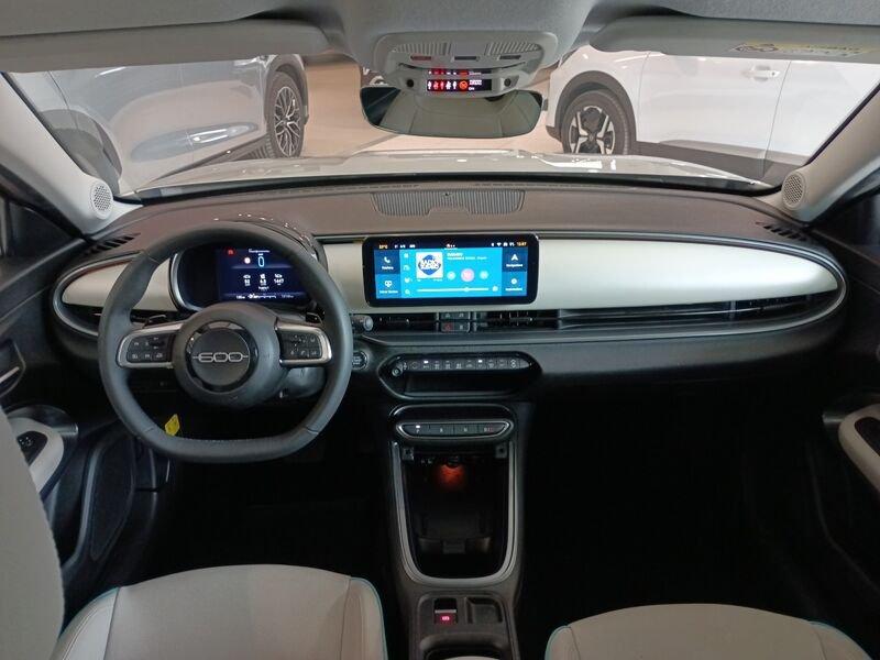 FIAT 600 1.2 Hybrid 110cv La Prima