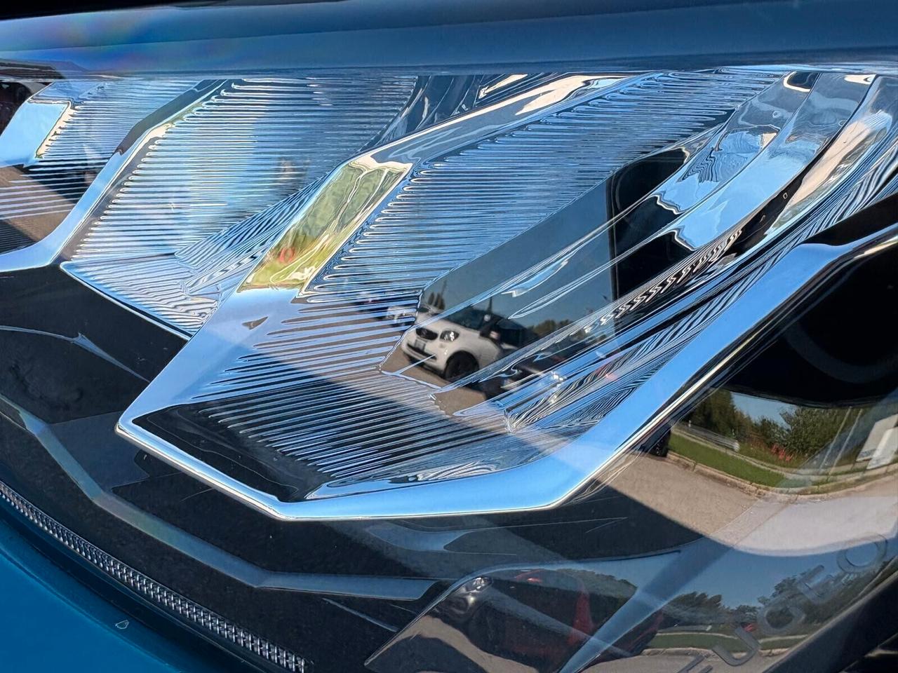 Peugeot 2008 ALLURE PureTech 100 6mt SPOTICAR