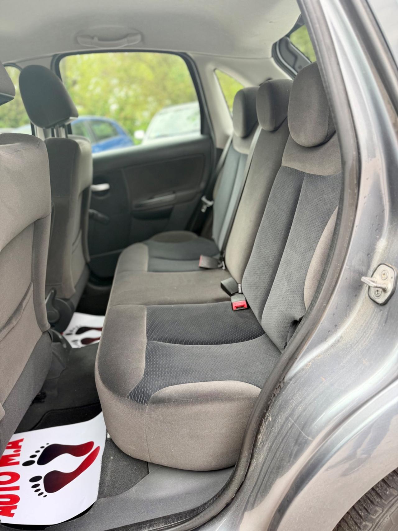 Citroen C3 2009 1.1 benzina km 140,000 Ok neopatentati