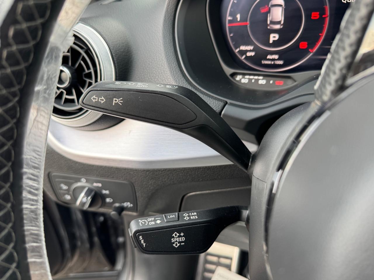 Audi Q2 30 TDI 116CV S tronic S-line Edition COCKPIT tetto