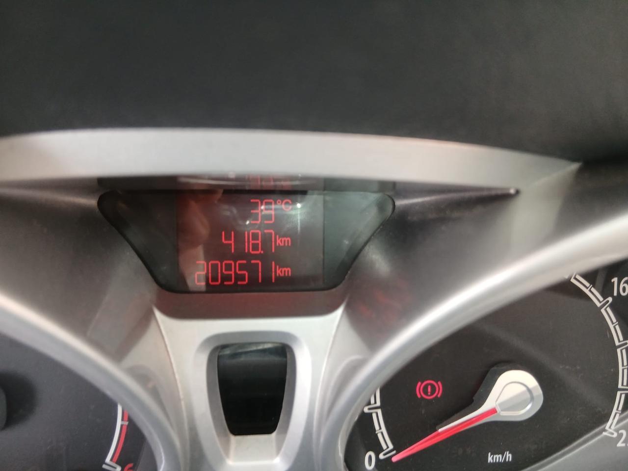 Ford Fiesta 1.4 TDCi FULL UFFICIAL FIAT TORINO LEGGI