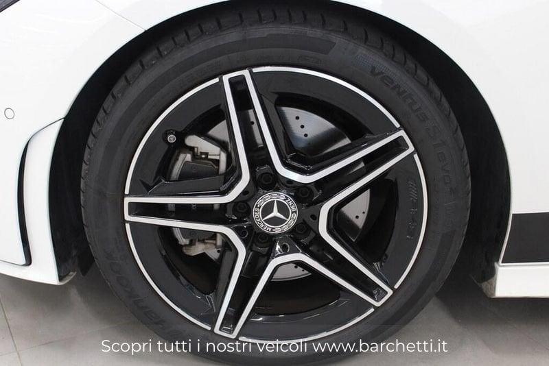 Mercedes-Benz CLA 200 d Premium auto