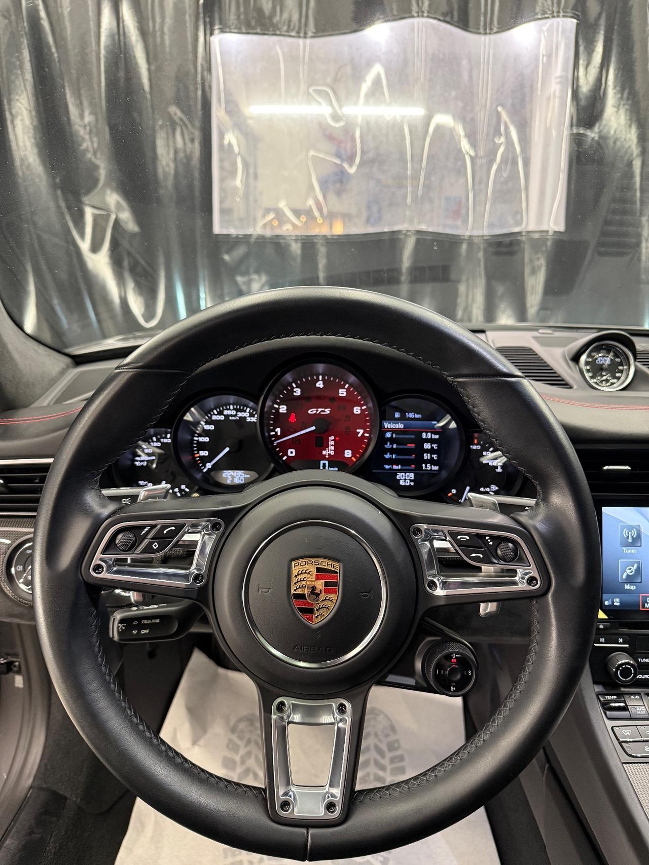 Porsche 991 911 Carrera 4 GTS
