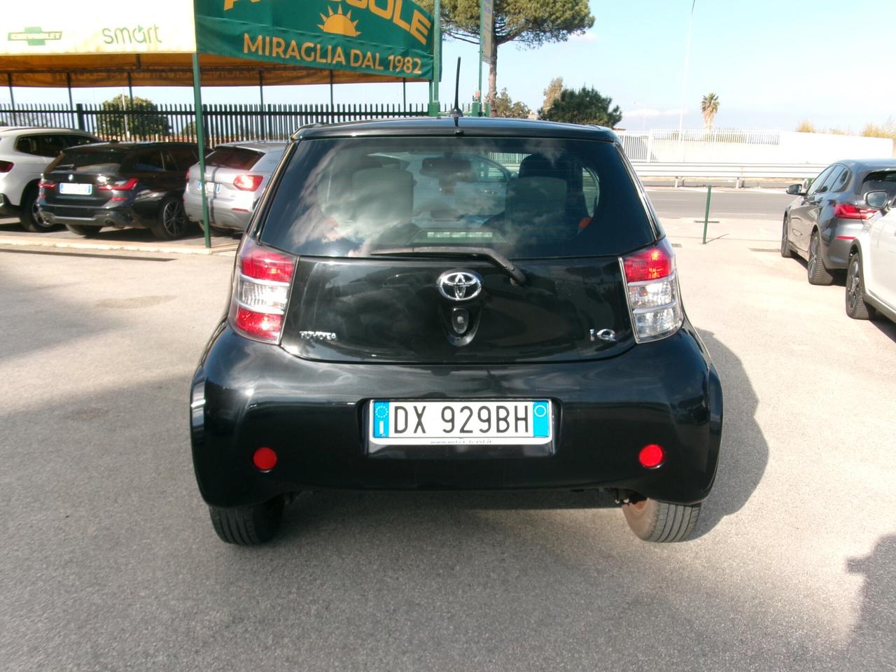 Toyota iQ 1.0 CVT MULTIDRIVE AUTOMATICA
