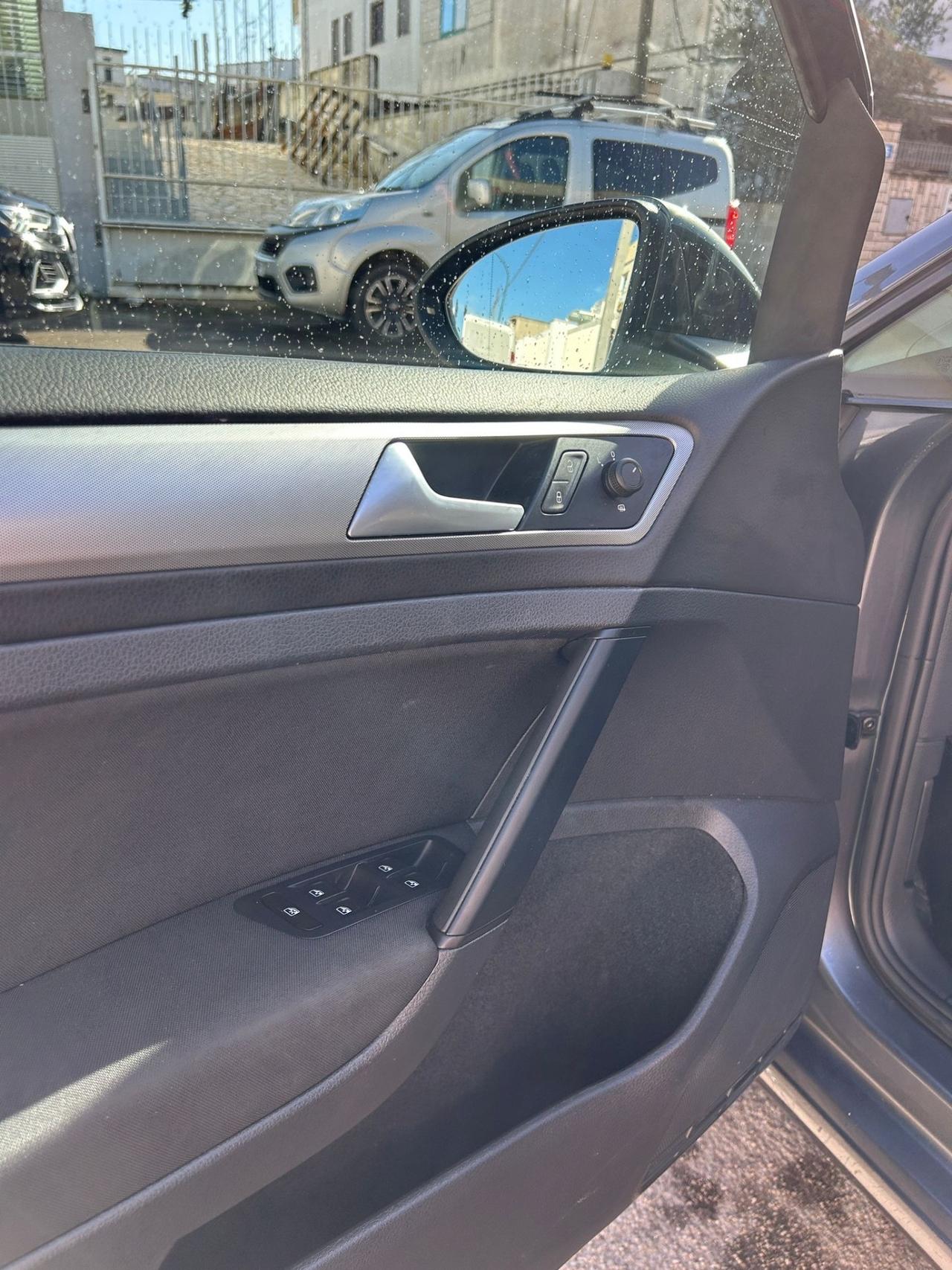 Volkswagen Golf 1.6 TDI 115 CV 5p. Business-2017