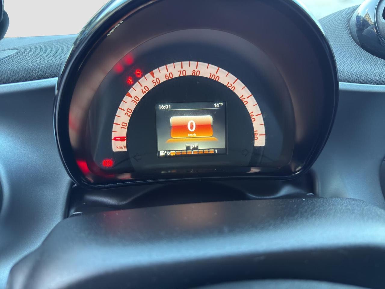 Smart ForTwo 0.9 90cv Passion twinamic automatica Tetto 2019