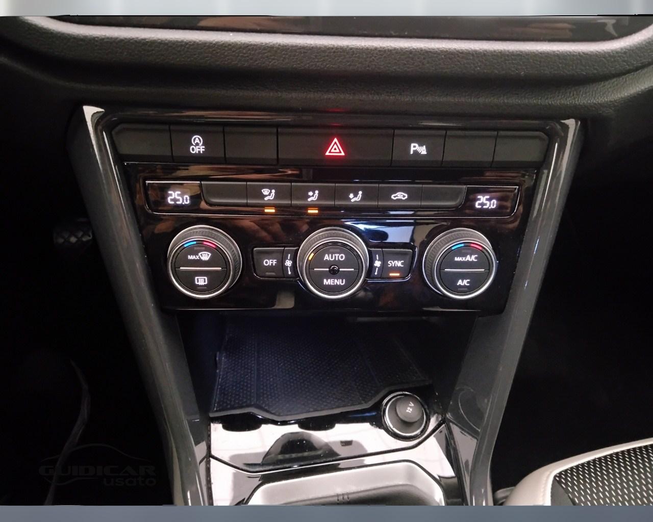 VOLKSWAGEN T-Roc I 2017 - T-Roc 1.6 tdi Advanced