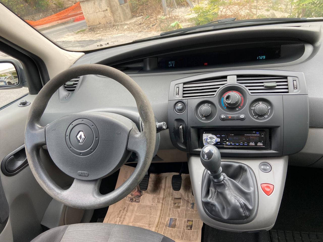 Renault Scenic 1.9 dCi 130CV Dynamique