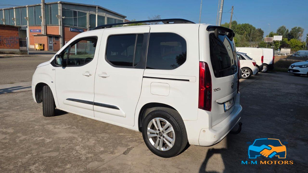 TOYOTA Proace City Verso 1.2P 110cv S&S L1 D Lounge