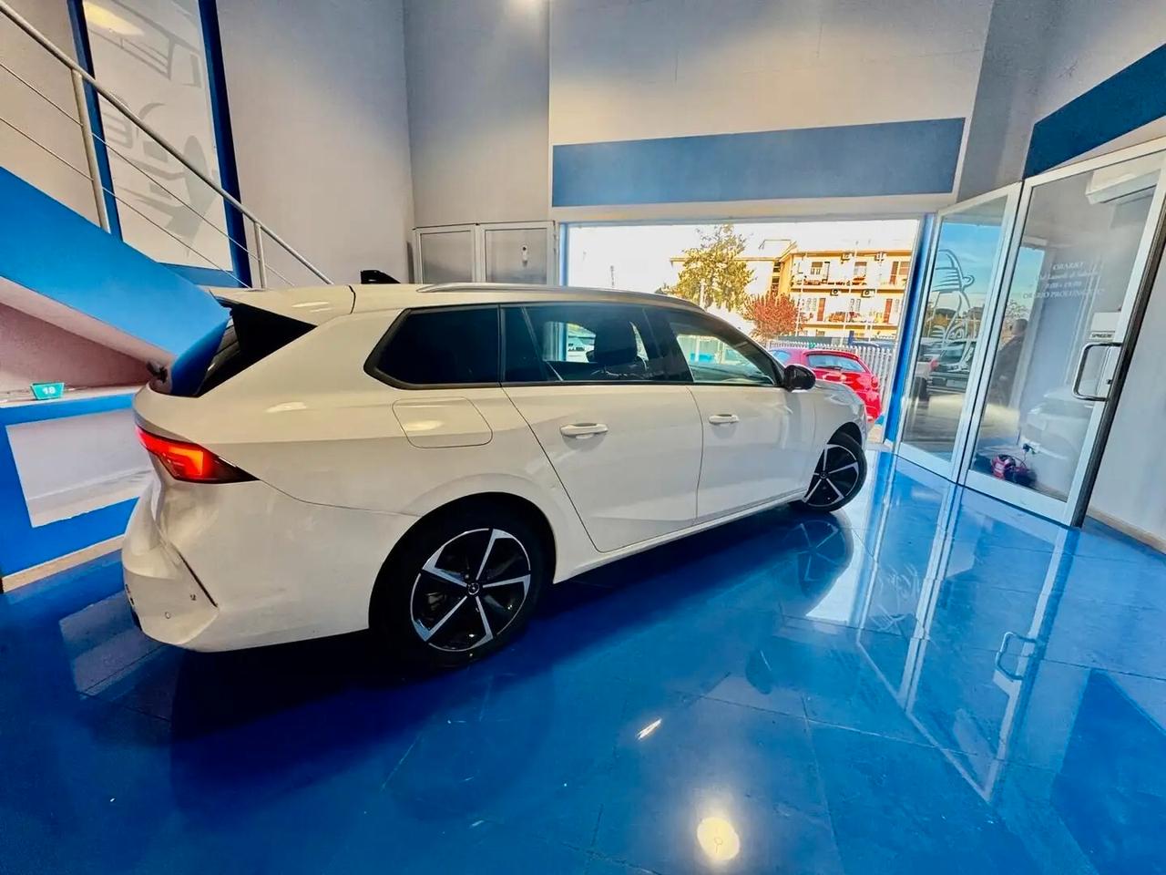 Opel Astra 1.5 Turbo Diesel 130 CV Sports Tourer Edition