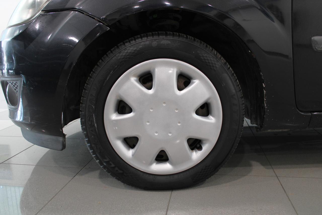 FORD Fiesta 1.6 TDCi Ghia - 2006