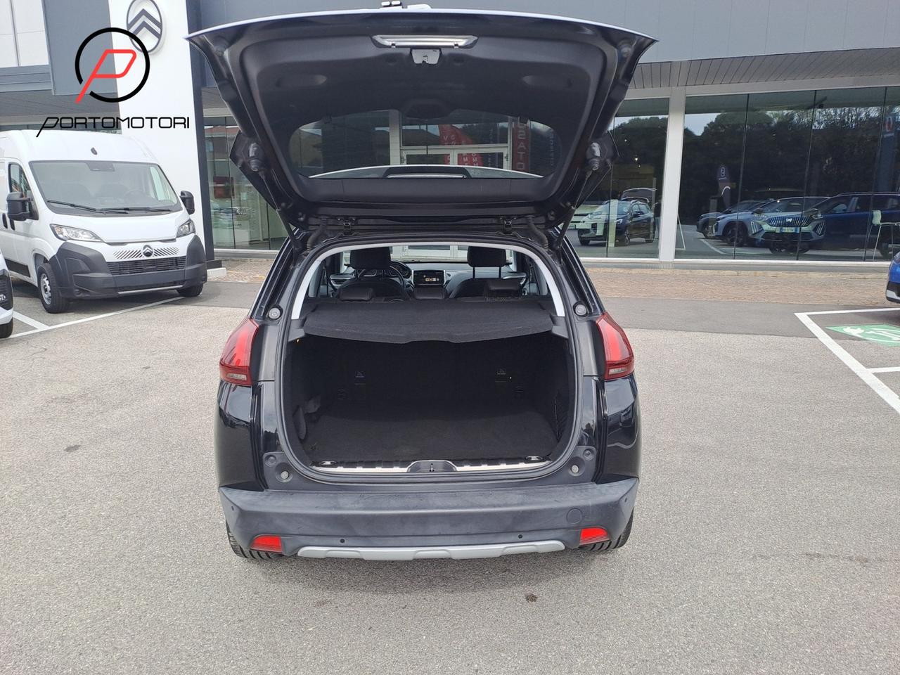 PEUGEOT 2008 - BlueHDi 100 Allure