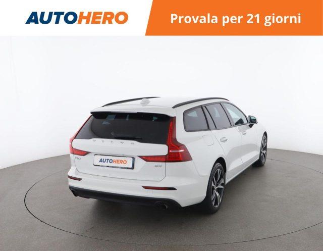 VOLVO V60 B4 (d) Geartronic Momentum Business