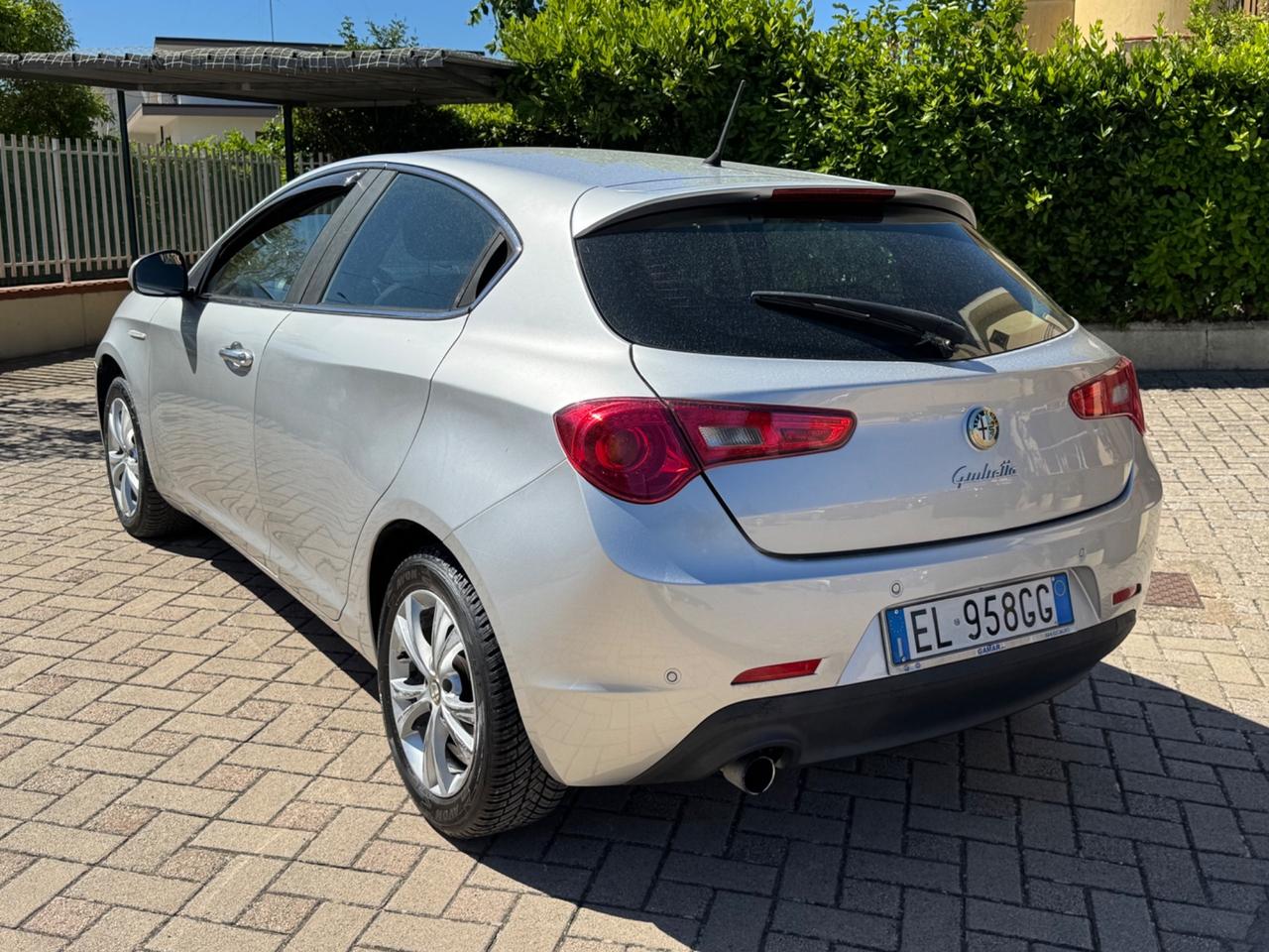 Alfa Romeo Giulietta 1.6 JTDm-2 105 CV Exclusive
