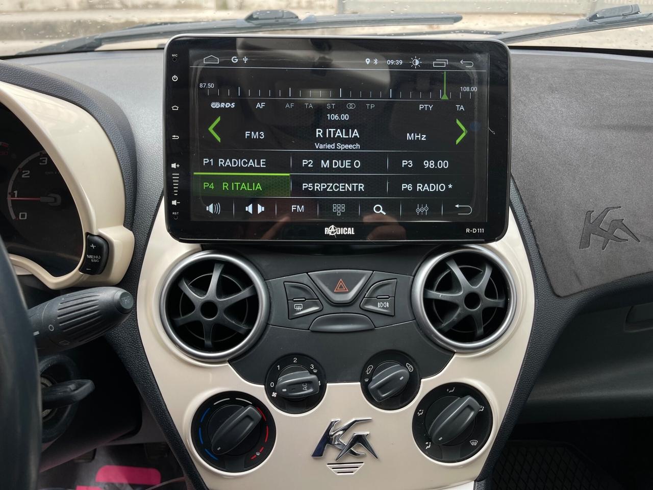FORD KA 69CV Titanium CAM 2010