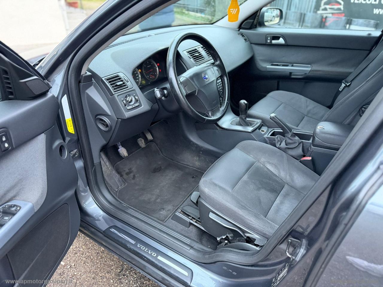 VOLVO V50 1.6 CAT Summum