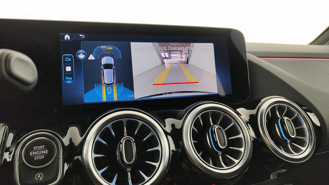 Mercedes-Benz GLA 180 d Automatic