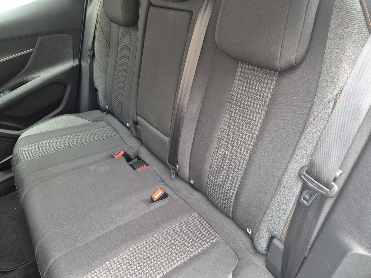 Peugeot 3008 BlueHDi 130 S&S