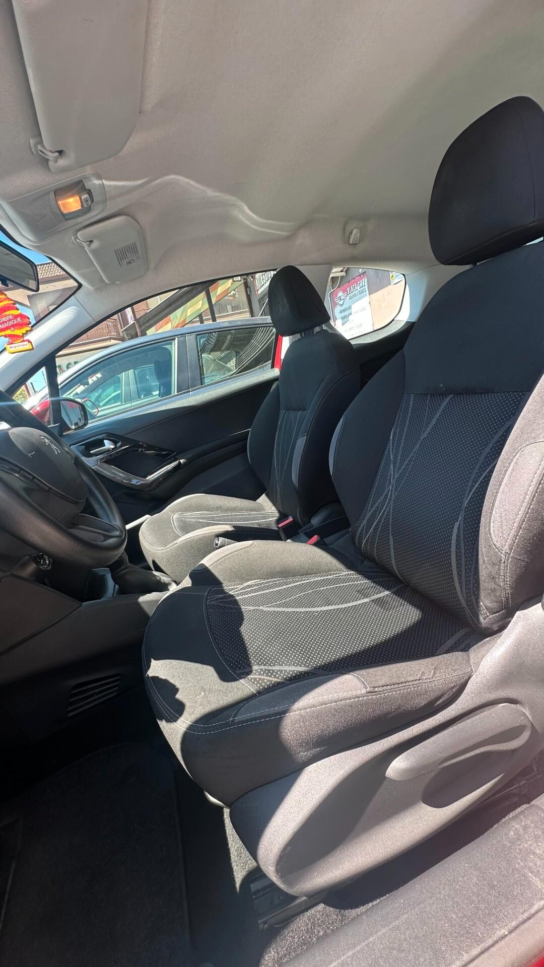 Peugeot 208 1.2 VTi 82 CV 3 porte Access