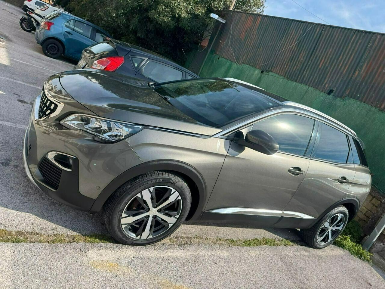 Peugeot 3008 BlueHDi 120 S&S Business
