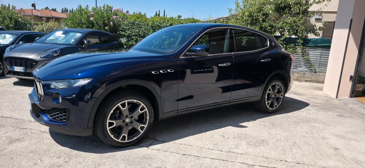 Maserati Levante V6 Diesel 250CV