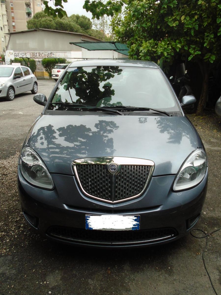 Ypsilon' 09 Argento 61000 KM OK NEOP. UNIPRO