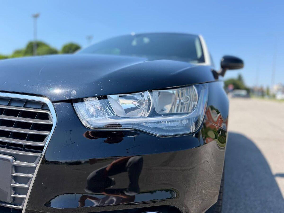 Audi A1 1.6 tdi Admired 90cv
