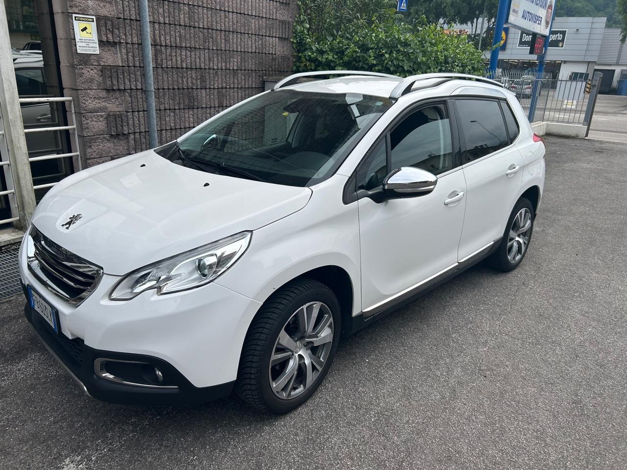 Peugeot 2008 BlueHDi 100 Black Matt