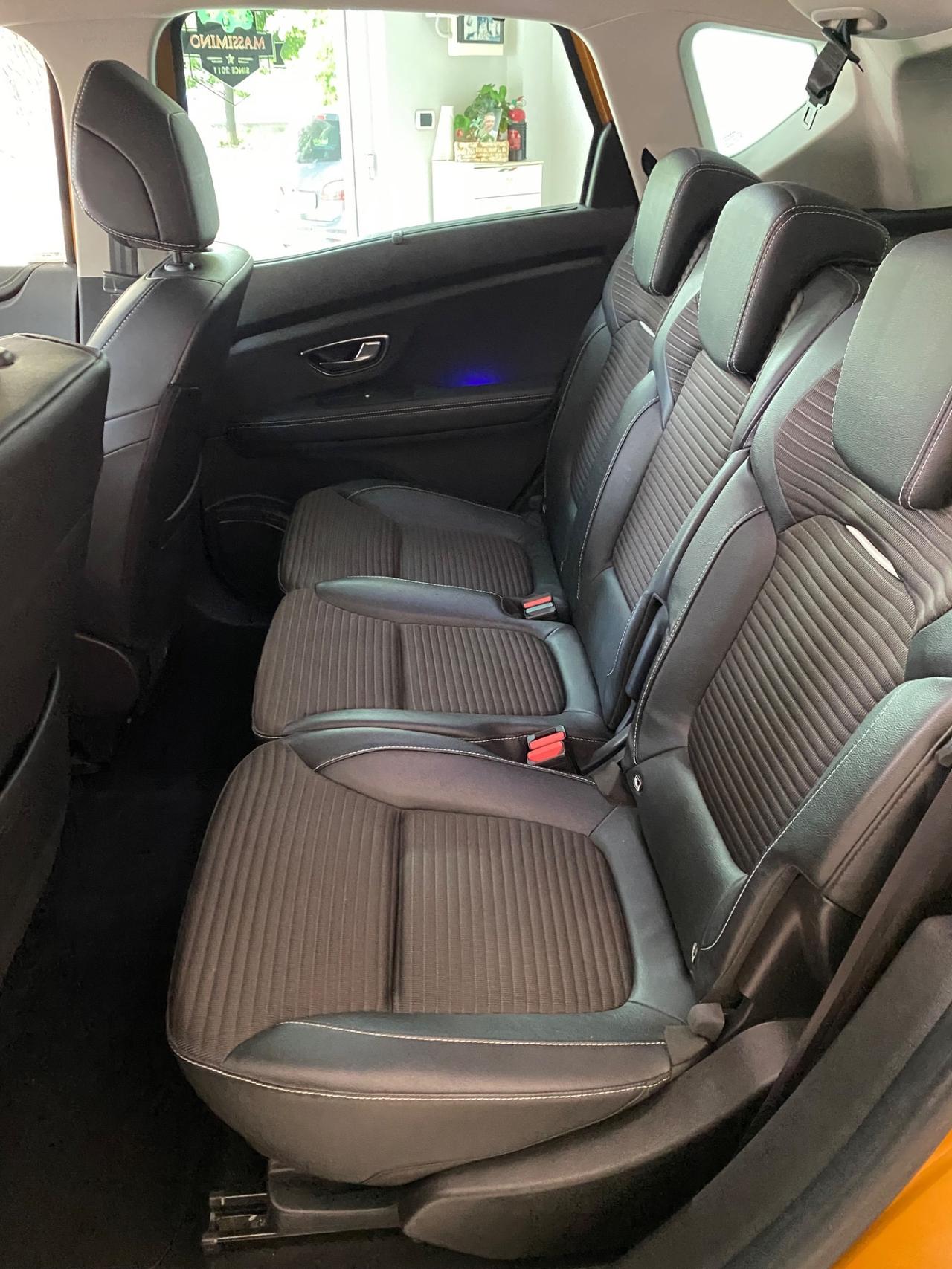 Renault Scenic Scénic Blue dCi 120 CV EDC Intens