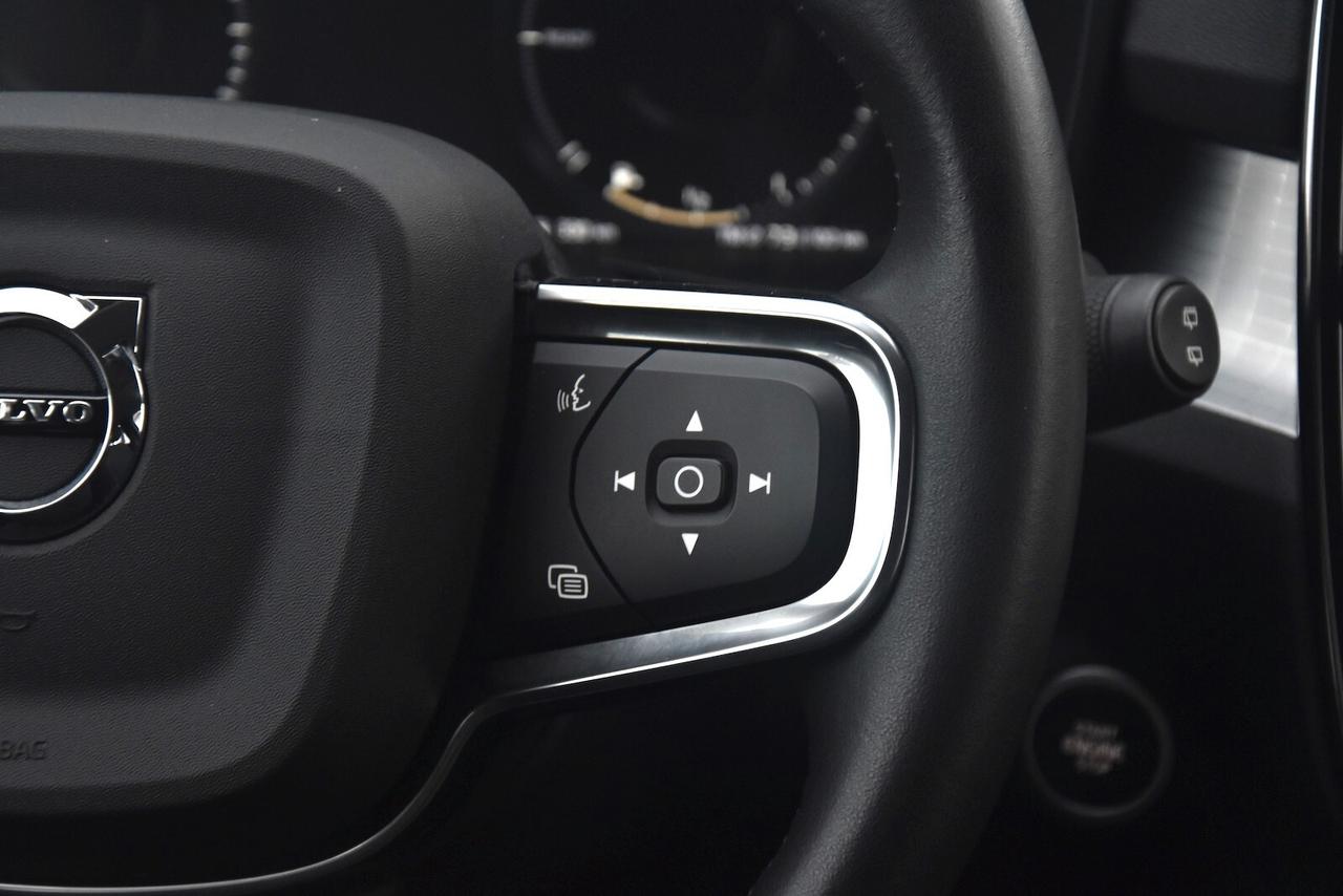 Volvo XC40 T5 Recharge Plug-in Inscription Expression