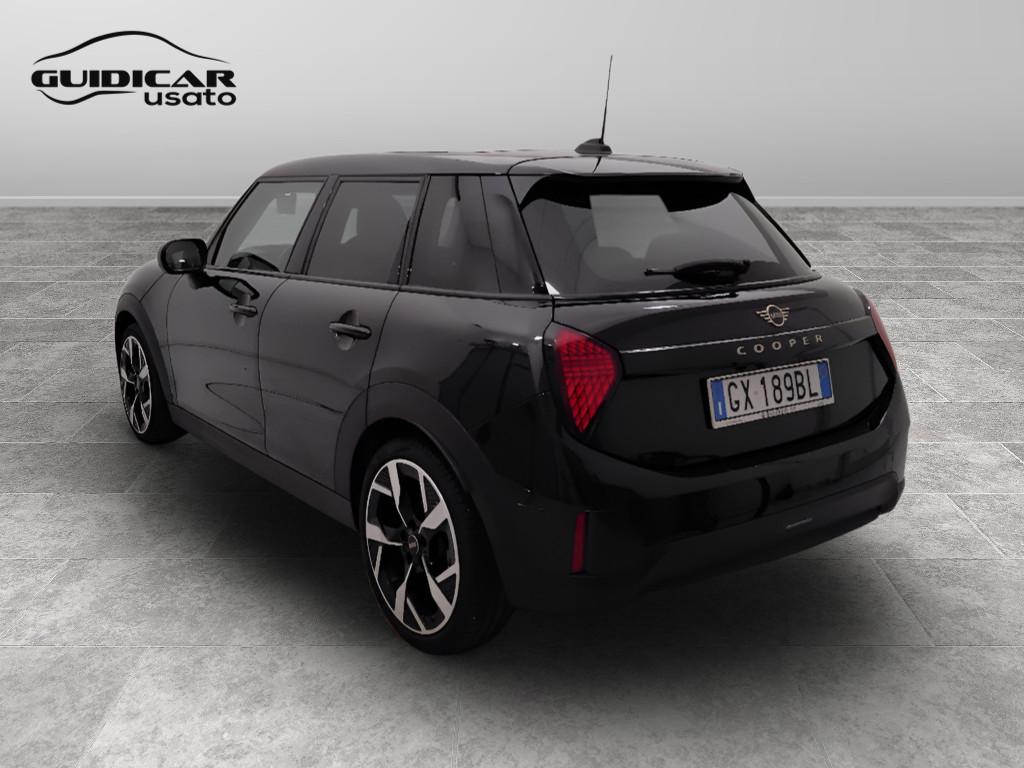 MINI Mini Cooper F65 5p - Mini Cooper 5p 1.5 C Favoured auto