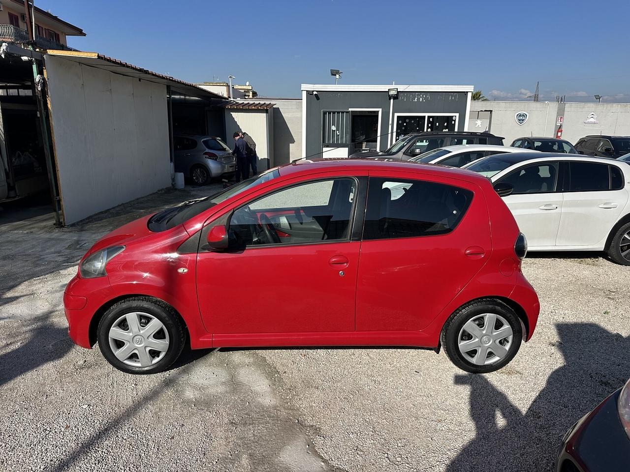 Toyota Aygo 1.0 Gpl 69 Cv 2010 x neopatentati