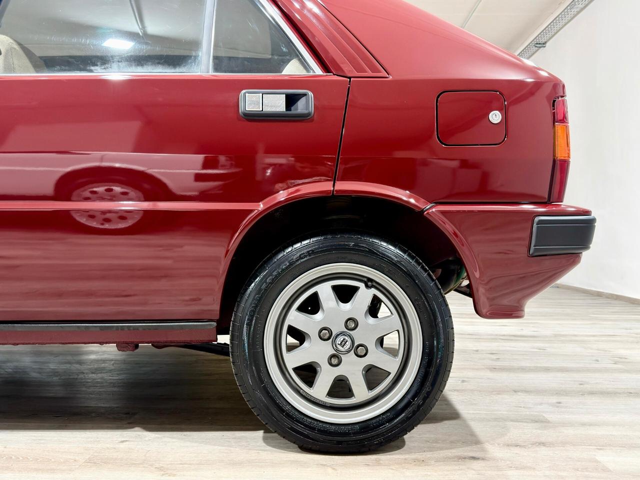 LANCIA DELTA LX 1.3 1990 - RIVERNICIATA NUOVA