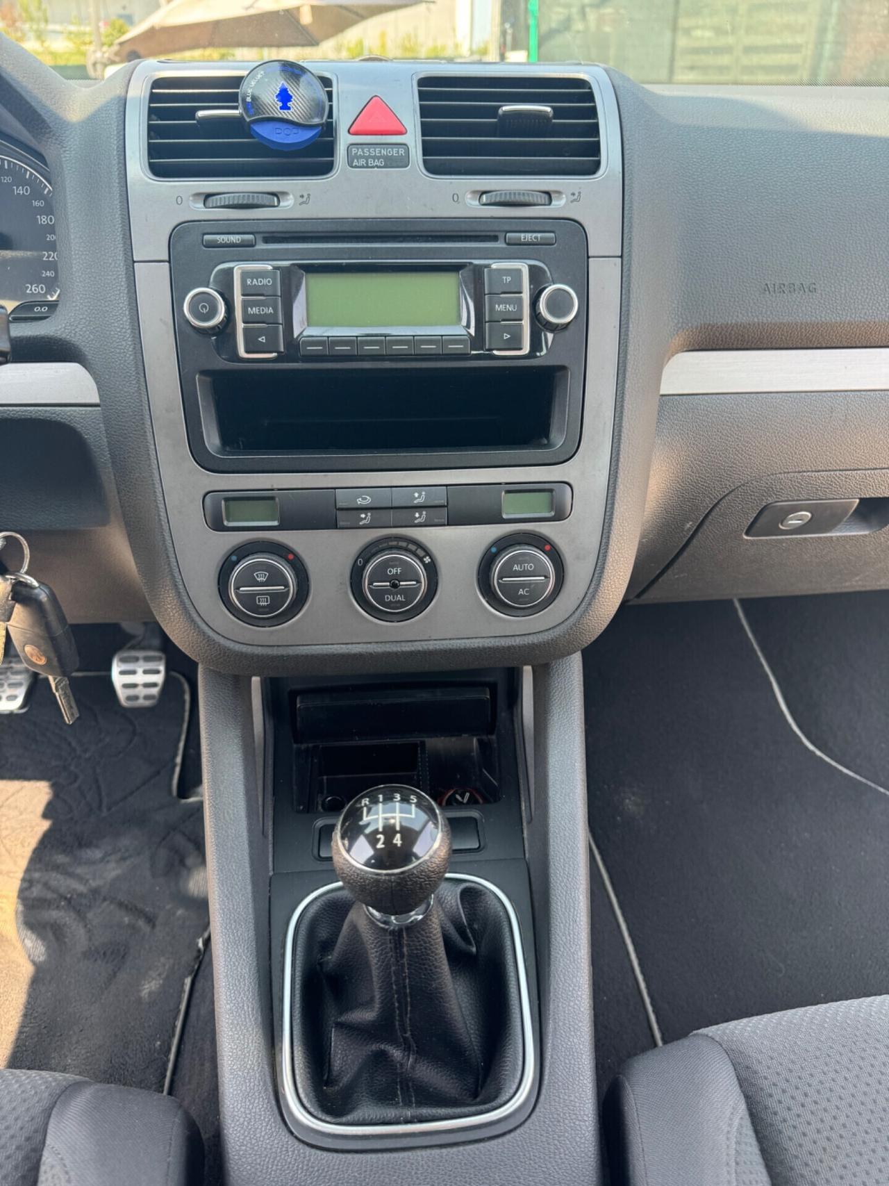 Volkswagen Golf 1.6 5p. United benzina